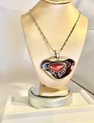 Vintage Unique Salvador Dali Technique Red Jasper 24″ Melt Down Pendant Necklace