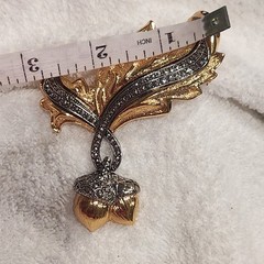 Avon Vintage Acorn Leaf Brooch Gold Silver Tone Rhinestone Fall Autumn Jewelry