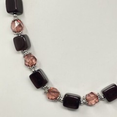 Glass Bead Necklace Mauve Square Cube Acrylic Faceted Spacer Silver Tone Caps 21
