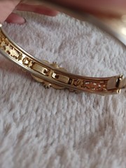 Vintage 1974 Avon Queensbury Victorian Revival Gold Tone Purple Crystal Bracelet
