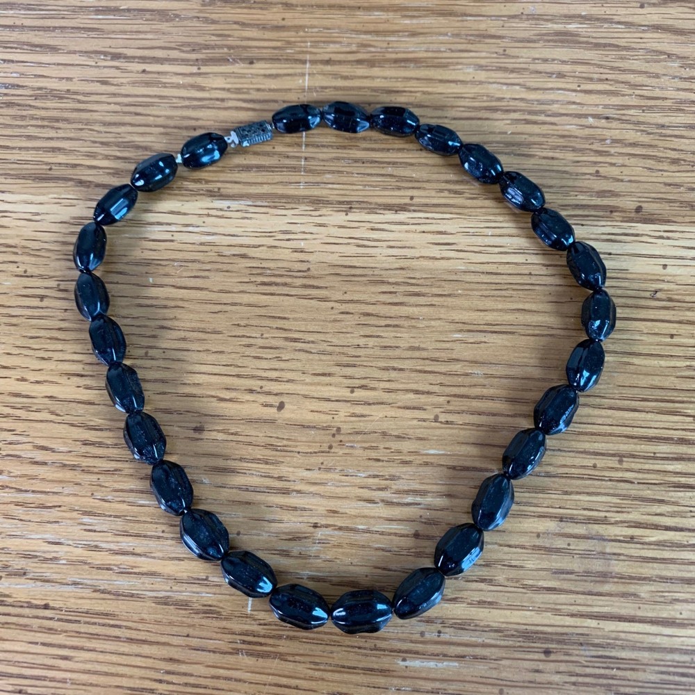 Vintage Black Glass Bead Choker Necklace Silver Tone Filigree Box Clasp 15.5 In