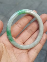 MADE IN-HOUSE Certifiable Grade-A Untreated Burmese Jadeite Jade Bangle (56.1mm)