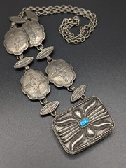 Vintage Estee Lauder Southwestern Style Solid Perfume/Locket Statement Necklace