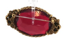 Vintage Gold Tone Brooch — Red Cabochon & Floral Scrollwork