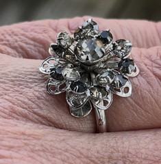 Vintage Sarah Coventry Ring Tiered Flower Clear & Dark Grey Rhinestones Silver
