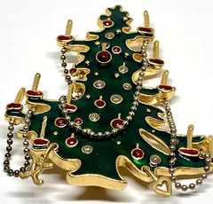 Vintage Signed MMA Metropolitan Museum Of Art Enamel Christmas Tree Brooch Pin