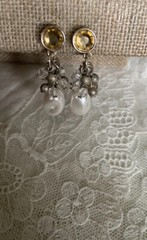 Vintage Gold Tone Clip On Earrings Jewelry JMS-56