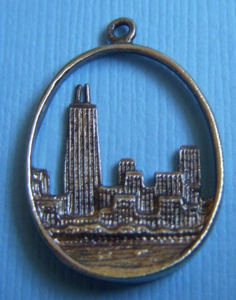 Vintage Wells Chicago skyline Illinois gold plated sterling charm