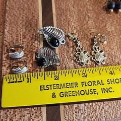 Vintage Earrings Multicolor Clip-on Bundle Of 21 Unmarked Mixed Materials *read