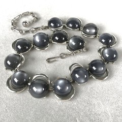 Vtg Lisner Necklace Gray Moonglow Lucite Thermoset Silver Tone MCM 17 in Choker