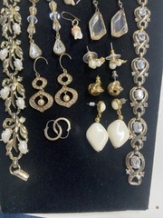 Lot Of 17 Pieces, 14 Earrings, 2 Bracelets. 1 Necklace