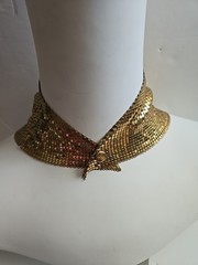 Vtg 1970’s 80s Gold Tone Mesh Cowl Bib Necklace Small
