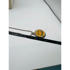 Vintage Y2K Smiley Face Bottle Cap Necklace – Made in Korea – 90s Retro Pendant
