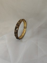 Vintage 1960s Brass Chain Motif Bangle Large