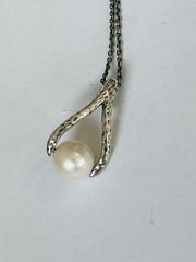Vintage Designer G&H Sterling Silver Freshwater Pearl Pendant Necklace