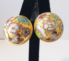 Vintage Floral Cloisonne Domed Round Clip Earrings Multicolored Gold Tone