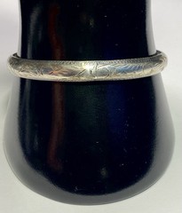 Vintage 925 Sterling Silver Hinged Bangle Bracelet 2.25″ Diameter, 8.1 grams