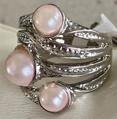 Faux Pearl Vintage Style Statement Cocktail Ring Band Size 6