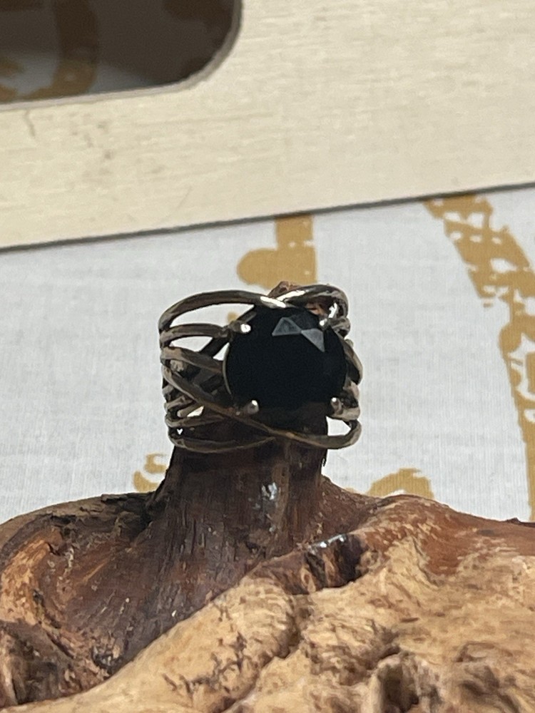 Zuman-Vintage Sterling Silver And Black Onyx Crossover Ring Size 7