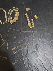 Vintage Avon And Lia Sophia And Other Jewelry Lot 17 Pieces Some Broken See Pics