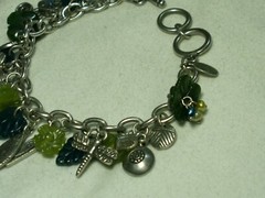 COOKIE LEE…Silver Tone & Lucite Flowers, Leaves,Butterfly++ Charms Bracelet…
