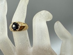 VINTAGE ESTATE 24K GOLD PLATED BLACK CRYSTAL MEN WOMEN UNISEX RING SIZE 7