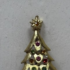 Goldtone Christmas Tree Brooch Pin Multi Color Rhinestones Unmarked