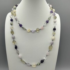 Boho Chic Assorted Gemstone Necklace Green Purple White Natural Stone 40″ VTG