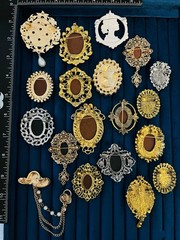 Lot of 12 Cameo Brooch Pins Rhinestone Pearl Lady Portrait Vintage Styl