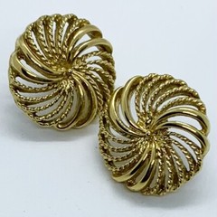 VTG GOLD PLATE OPENWORK ROUND SPIRAL SWIRL EARRINGS POST PIERCED STUD