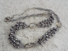 Silver Mettallic Glass Bead Necklace (G27)