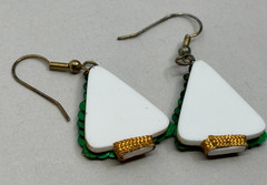 Lot Of 10 Christmas Jewelry Items Avon Earrings Unbranded Pendant Brooch Pins