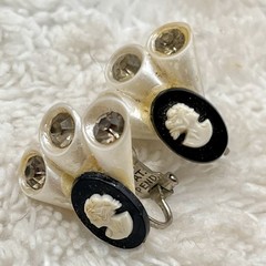 Vintage Cameo Earrings Atomic Clip Ons Pearlescent Lucite Tubes Rare Unique 1″
