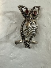 VTG 1980’S STERLING SILVER 925 1/2 CARAT GARNET MARCASITE OWL PIN