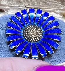 LOVELY Vintage Anton Michelson Denmark Sterling Silver Blue Enamel Daisy Pin