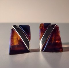 Vtg Napier Lucite Tension With Gold Tone Screw Back Earrings – 1950s – 1” Long