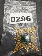 Vintage 80s HUGE Gold Tone Filigree Star Brooch Celestial Green Rhinestone Pin