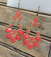 Earrings French Wire Chandelier Floral Acrylic Gold/Peach Stone Vintage