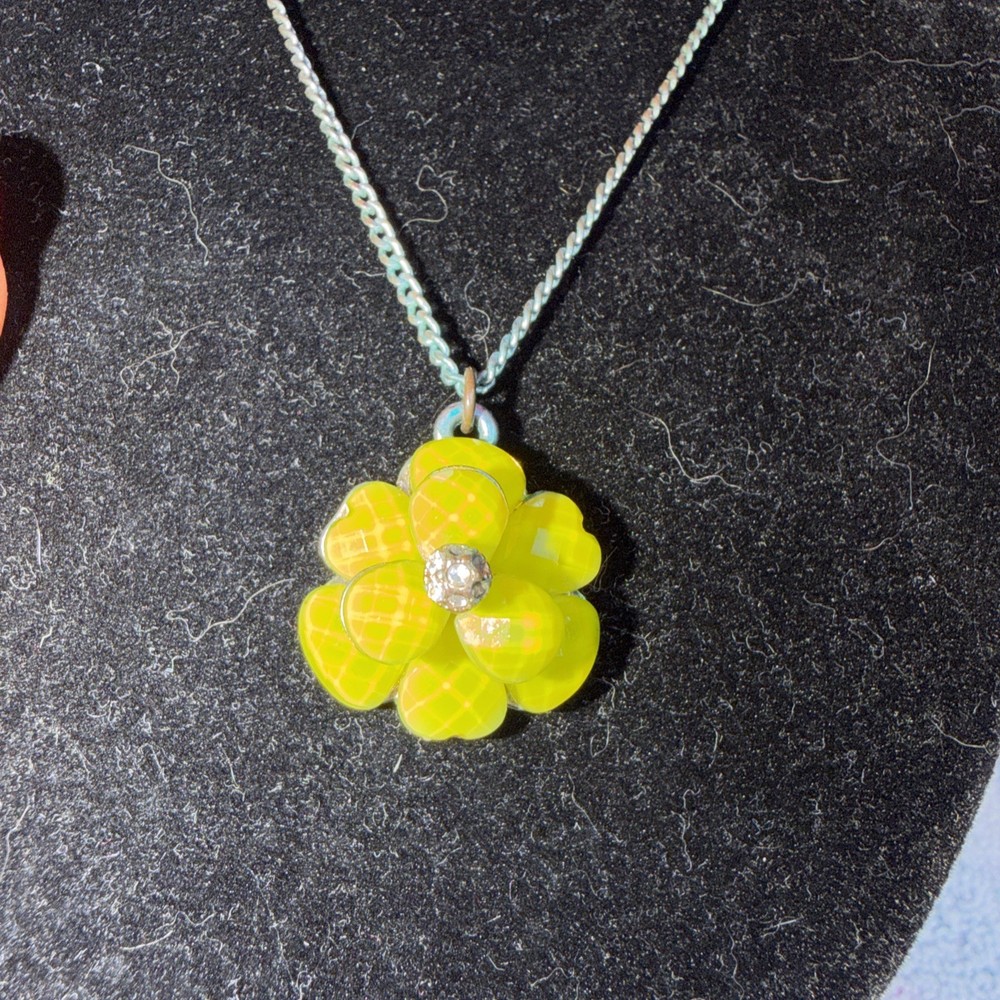 Vintage Silver Tone Lime Green Art Glass Cluster Flower Rhinestone Necklace