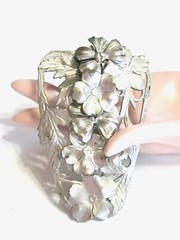BIG VINTAGE FLORAL DRESS CLIP SILVER METAL LAYERED POPPY FLOWERS FANCY BACK R