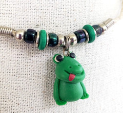 Vintage Polymer Fimo Clay Clay FROG Pendant Choker Necklace 17″ Rope Cord