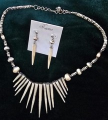 Vintage Tiamo Spike Bib Necklace & Earrings Set Bone or Horn?
