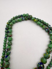 Vintage Molded Swirl Czech Graduated Glass Necklace 27 Inch