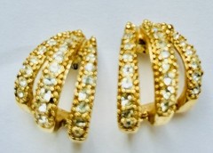 Vintage Pierced Earrings Gold-tone Clear Rhinestone Crystal Earrings
