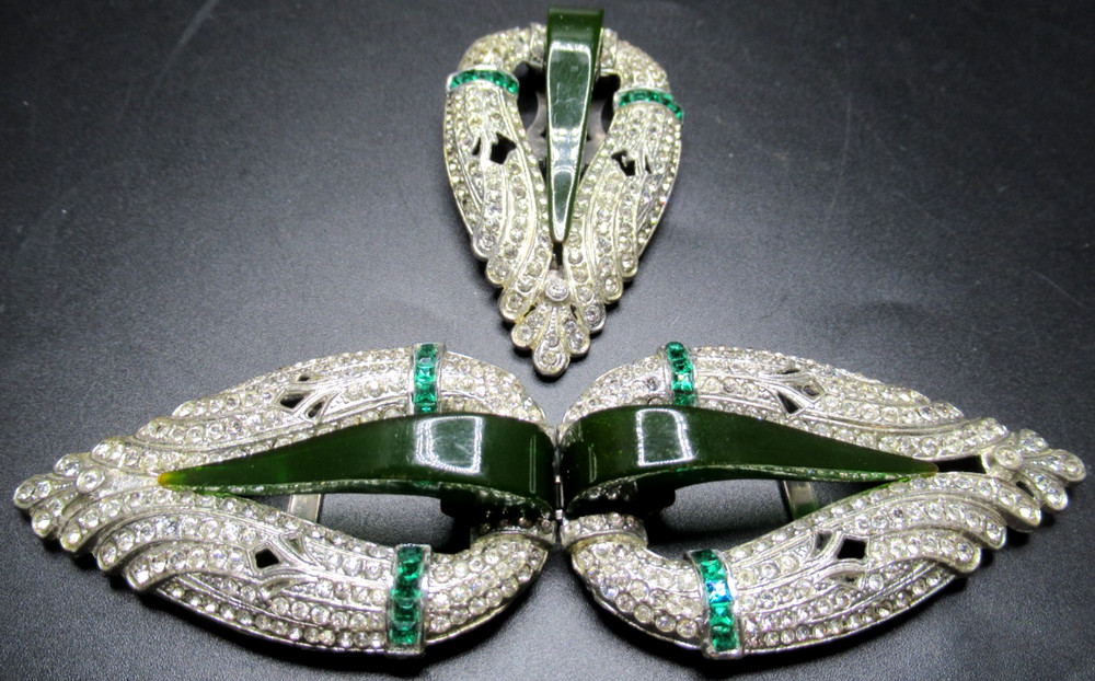 Amazing Art Deco Rhinestone Green BAKELITE Dress Clip Buckle Set