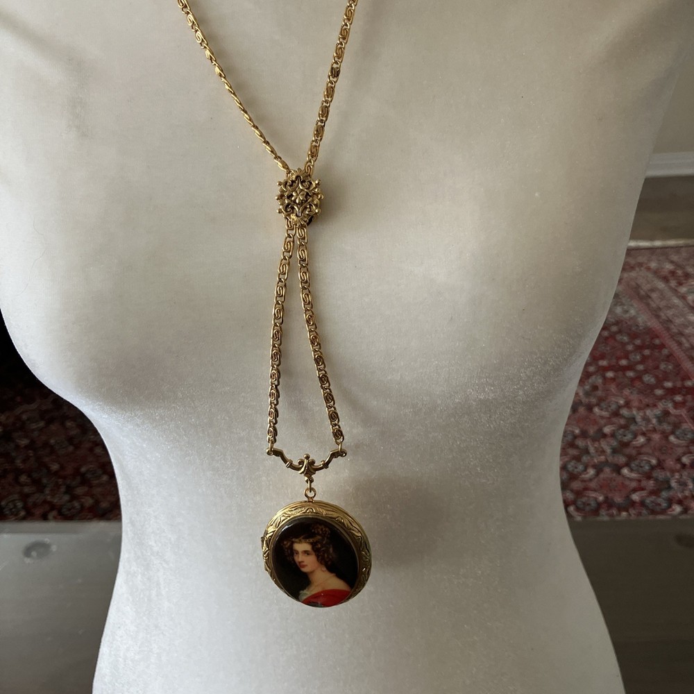 Vintage Victorian Revival Slide Chain Cameo Oval Gold Tone Chain Locker 30”