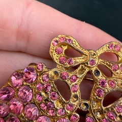 Vintage Pot Metal Rhinestone Brooch Pink Grapes Flowers Bow Gold Tone READ