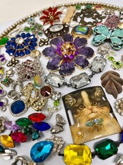 Lot Vintage & Modern Jewelry Parts Broken Repurpose Craft Rhinestones Harvest Y