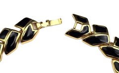 Vintage Gold Tone and Black Enamel Chevron Link Collar Necklace 17″ Long