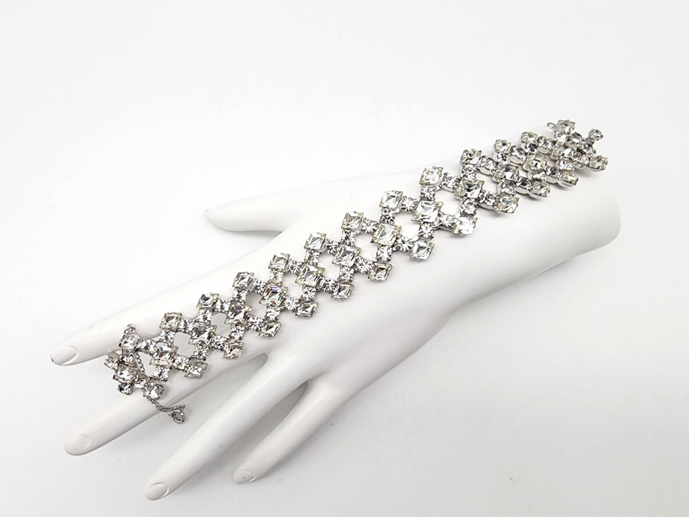 VINTAGE STERLING SILVER MARKED LIND-GAL RHINESTONE BRACELET & SAFETY CH. 32.8 GR